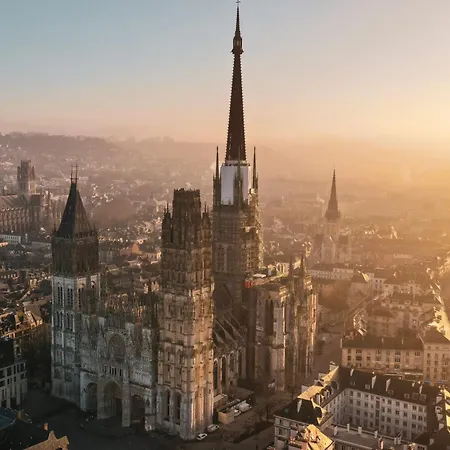 شقة Armand Superbe F4 Centre Vue Incroyable ! *